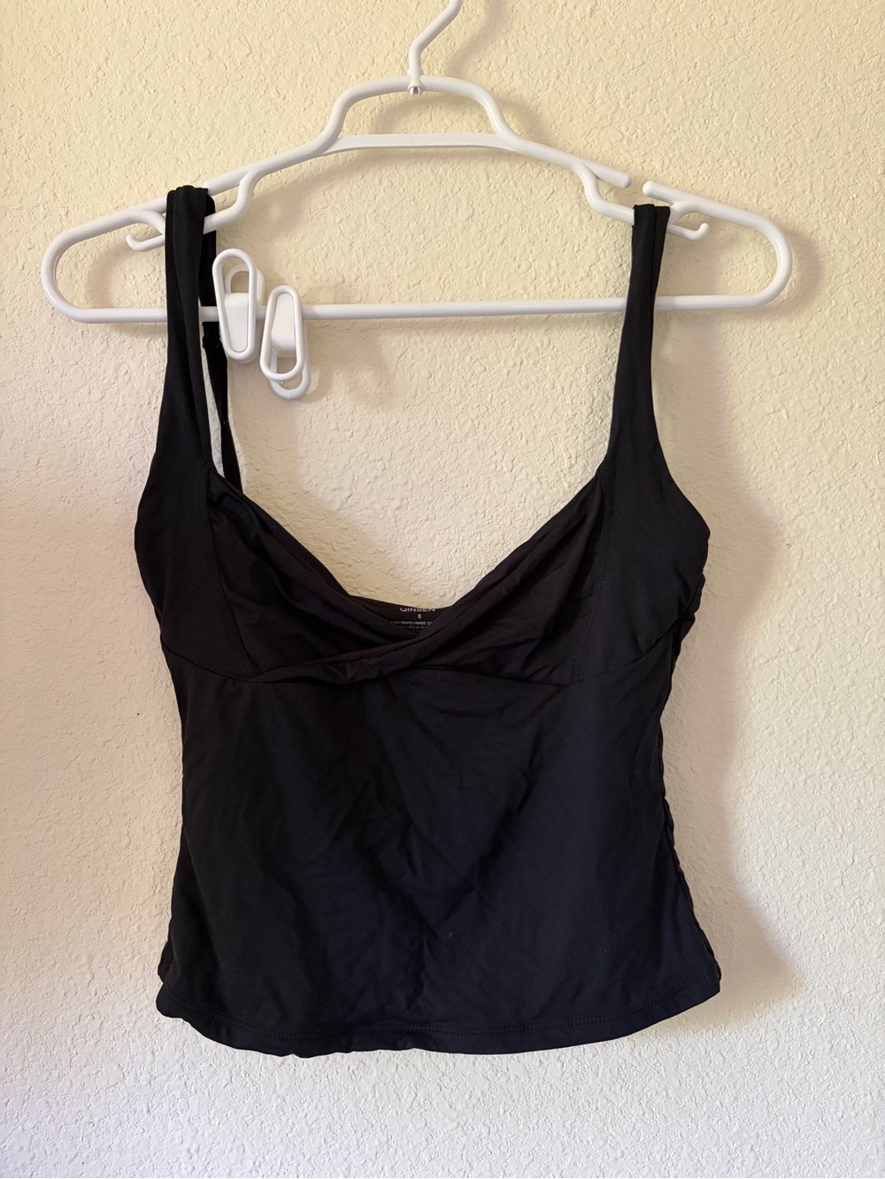 Women's Black Sweetheart Neck Camisole